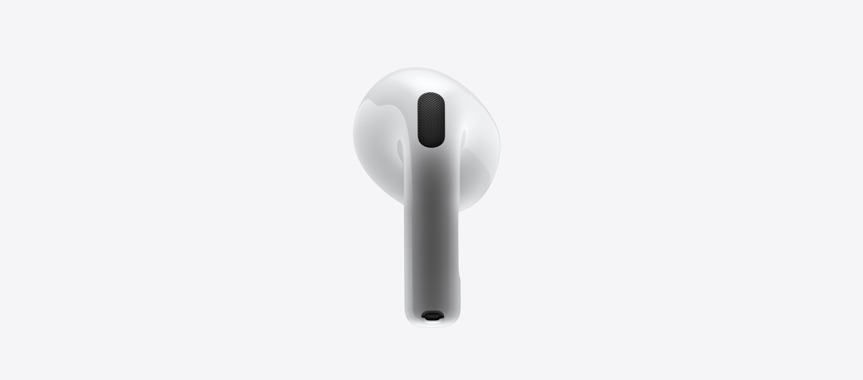 全新 AirPods 4 的正面與背面外觀特寫。