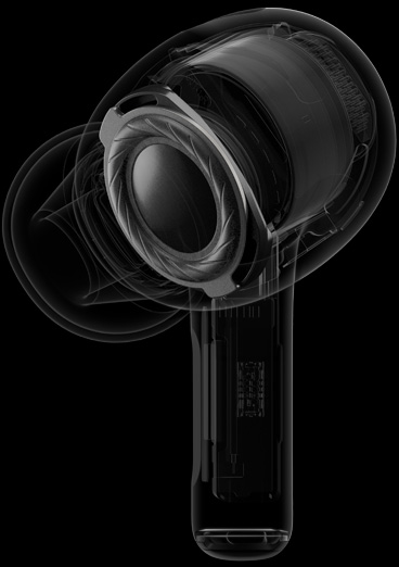 AirPods Pro 的內(nèi)部透視圖，重點(diǎn)展示位于耳機(jī)揚(yáng)聲器邊的定制驅(qū)動(dòng)單元和放大器。