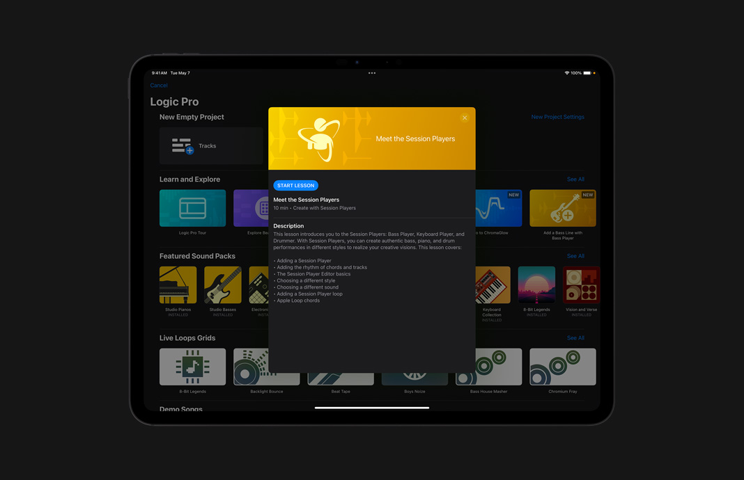 iPad Pro 展示 Logic Pro 中的一系列 app 內(nèi)課程。